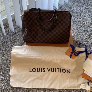 Louis Vuitton Speedy
